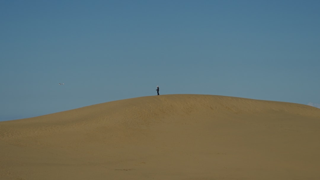 n-mada-digital-vive-y-trabaja-global-1756415680486