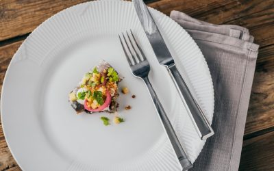 Explorando el Mundo Bocado a Bocado: Las Últimas Tendencias en Turismo Gastronómico y Consejos para Foodies Viajeros