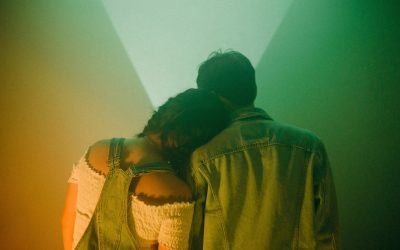 Descubre los Secretos de la Compatibilidad Astrológica en el Amor: Guía Completa para tus Relaciones