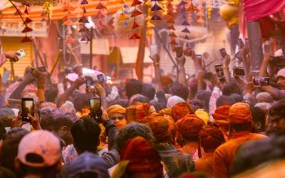 Estrategias Clave para Convertirse en un Influencer Exitoso en 2026: Dominando YouTube, Instagram, TikTok y Facebook