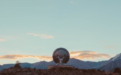 Compatibilidad Astrológica en 2026: Descifrando las Conexiones Cósmicas en el Amor