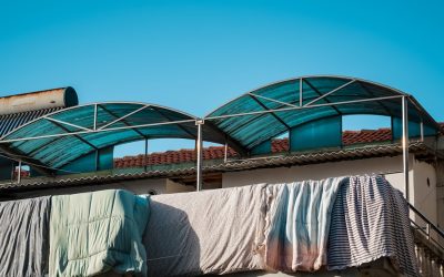 Estrategia de Opciones Call Cubiertas: Generando Ingresos en Mercados Volátiles 📈