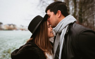 Compatibilidad Zodiacal: Descifrando las Conexiones Astrales en el Amor y la Amistad en 2026